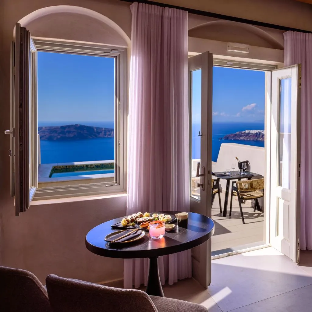 SUITE STANDARD Room, Andromeda Villas, Santorini