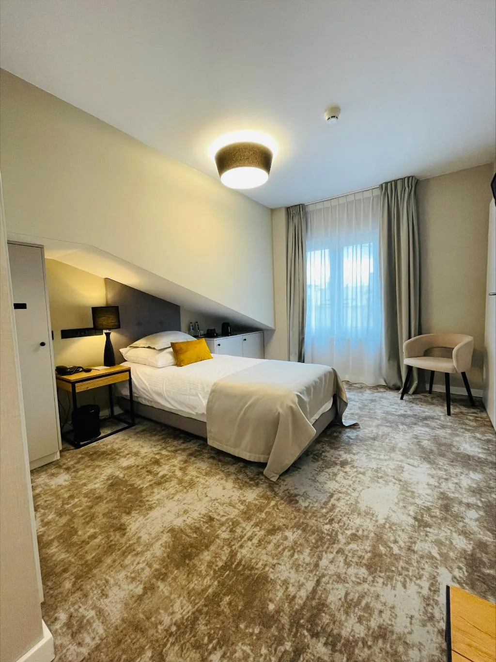 SINGLE STANDARD Room, Wawel Queen, Krakow
