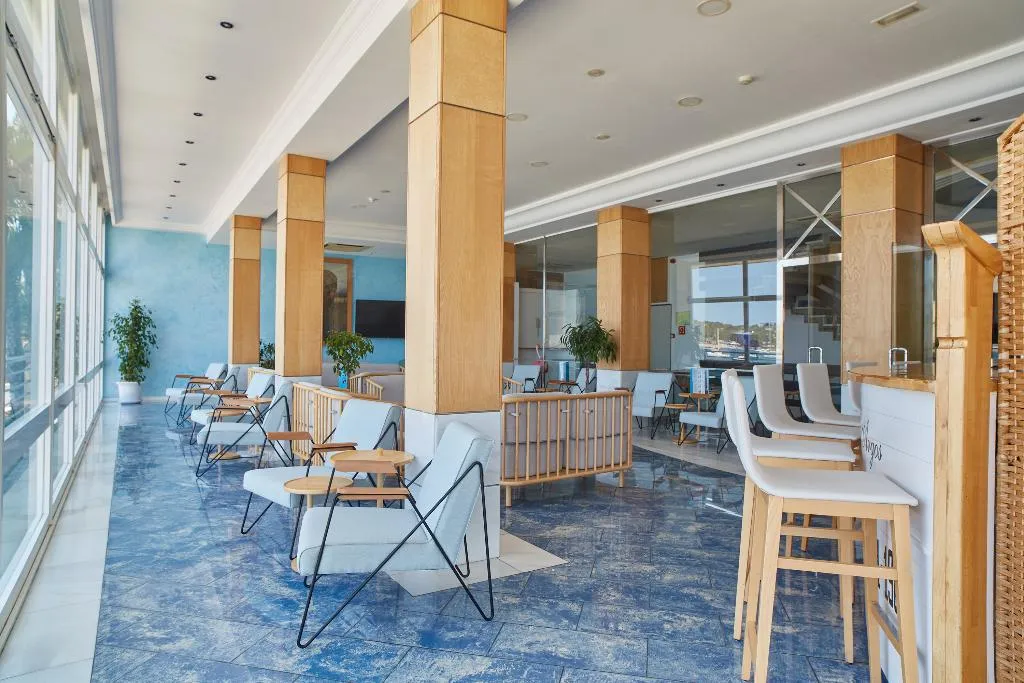 Lobby, Argos, Ibiza