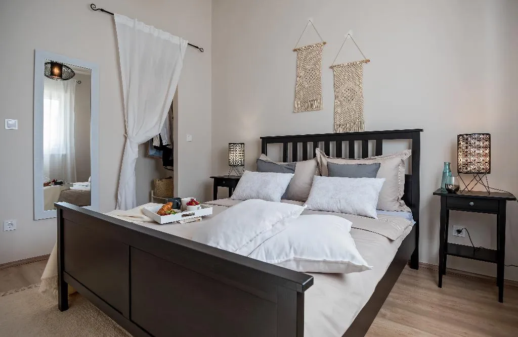 VILLA FOUR BEDROOMS Room, Villa Le Lu, Split