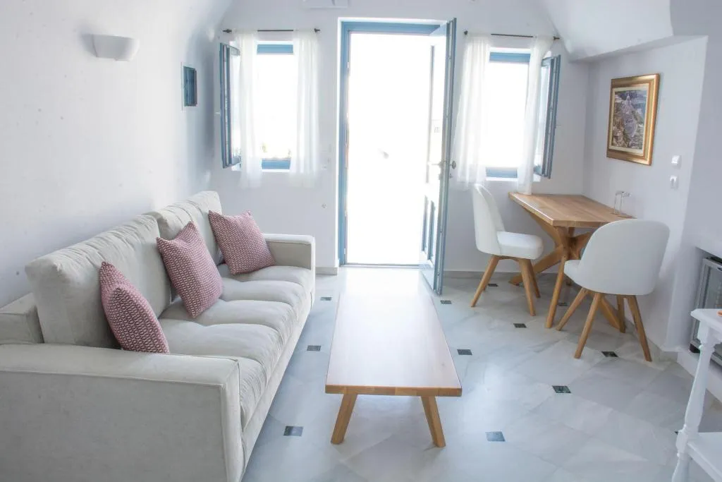 SUITE QUEEN SIZE BED Room, Anteliz Hotel And Suites, Santorini
