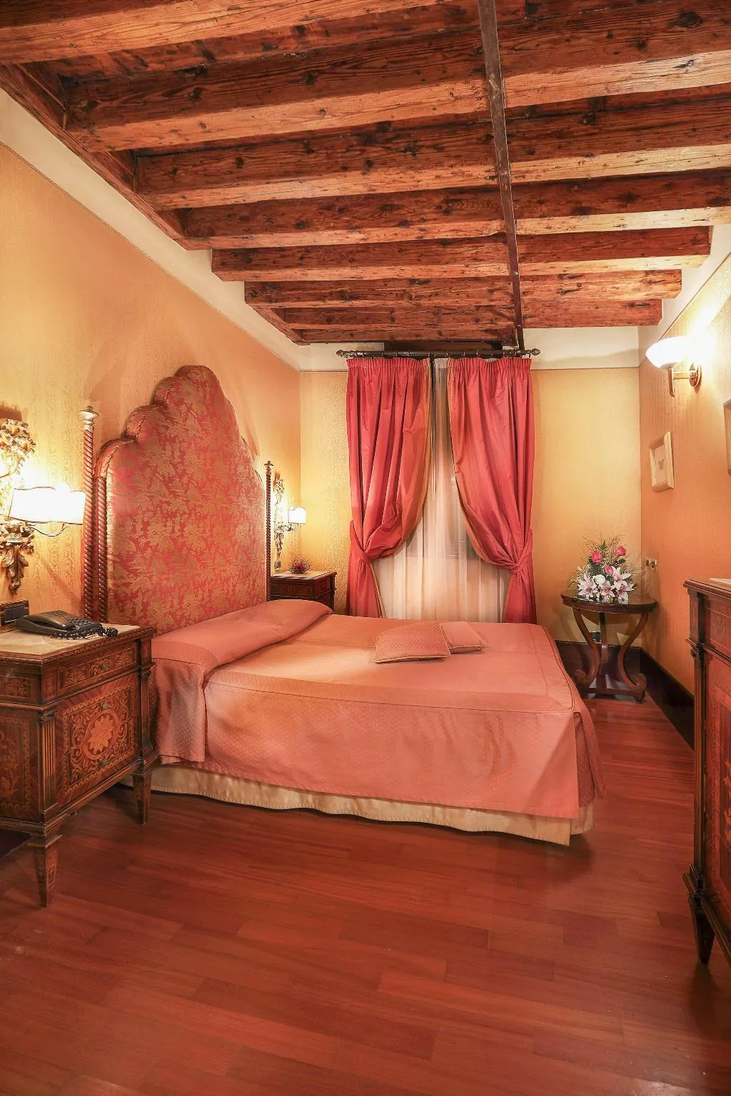 Room, Colombina, Venice