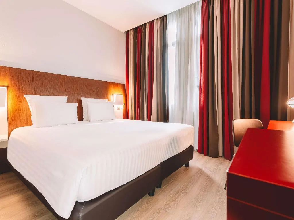 DOUBLE WITH DOUBLE BED Room, Mercure Roma Piazza Bologna, Rome