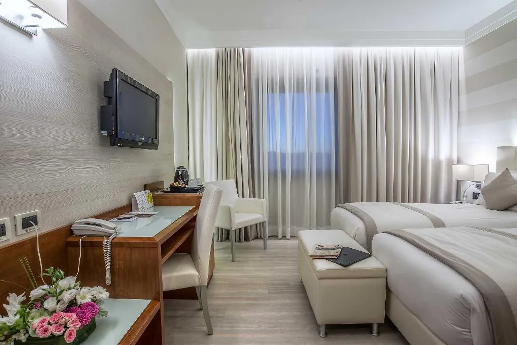 Double or Twin SUPERIOR Room, La Giocca Hotel, Rome