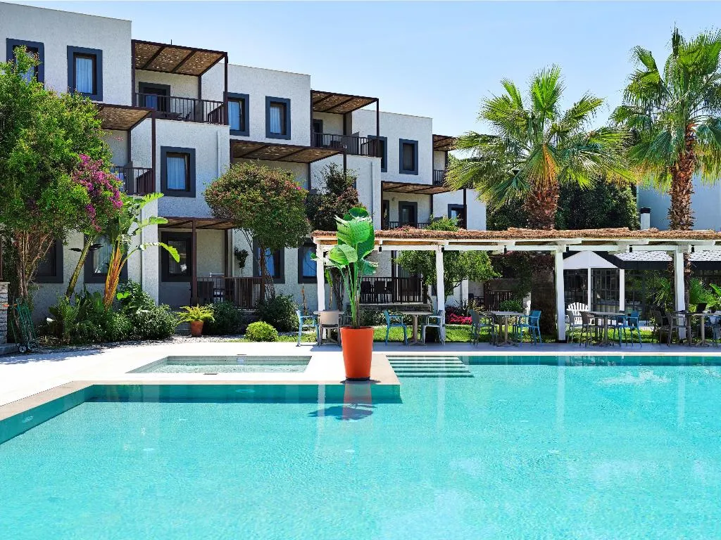 Pool, Dorman Suites Hotel, Bodrum
