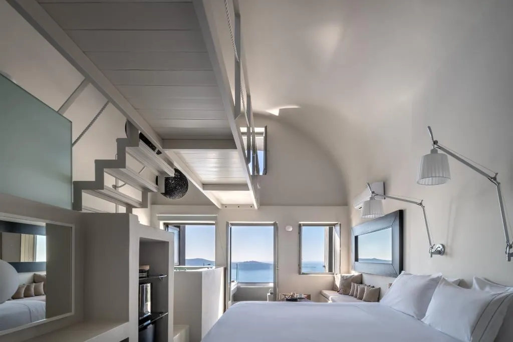 SUITE EXECUTIVE Room, West East Suites, Santorini