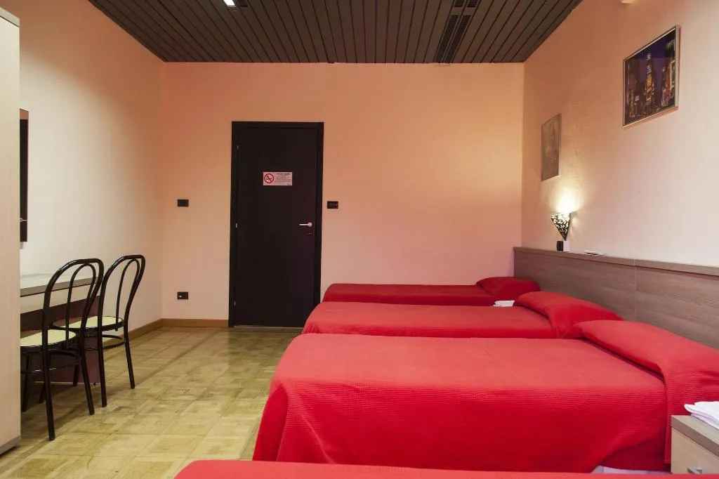 Room, Ilgiramondo, Milan