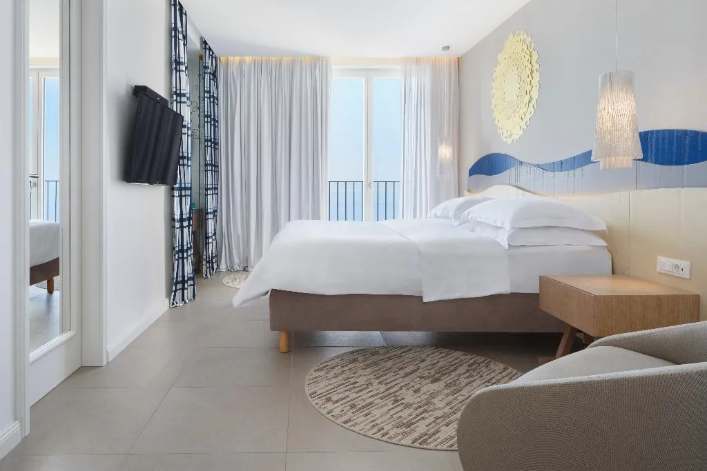 DOUBLE SUPERIOR SEA VIEW Room, Bluesun Hotel Jadran, Split