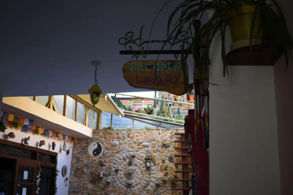 Lobby, Poco Loco Bed & Breakfast, Crete