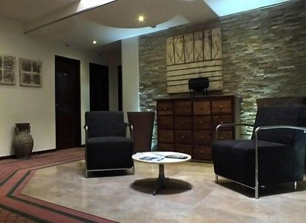 Lobby, Bocage, Lisbon