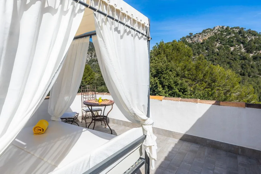 Double or Twin WITH TERRACE Room, Finca Albellons, Majorca