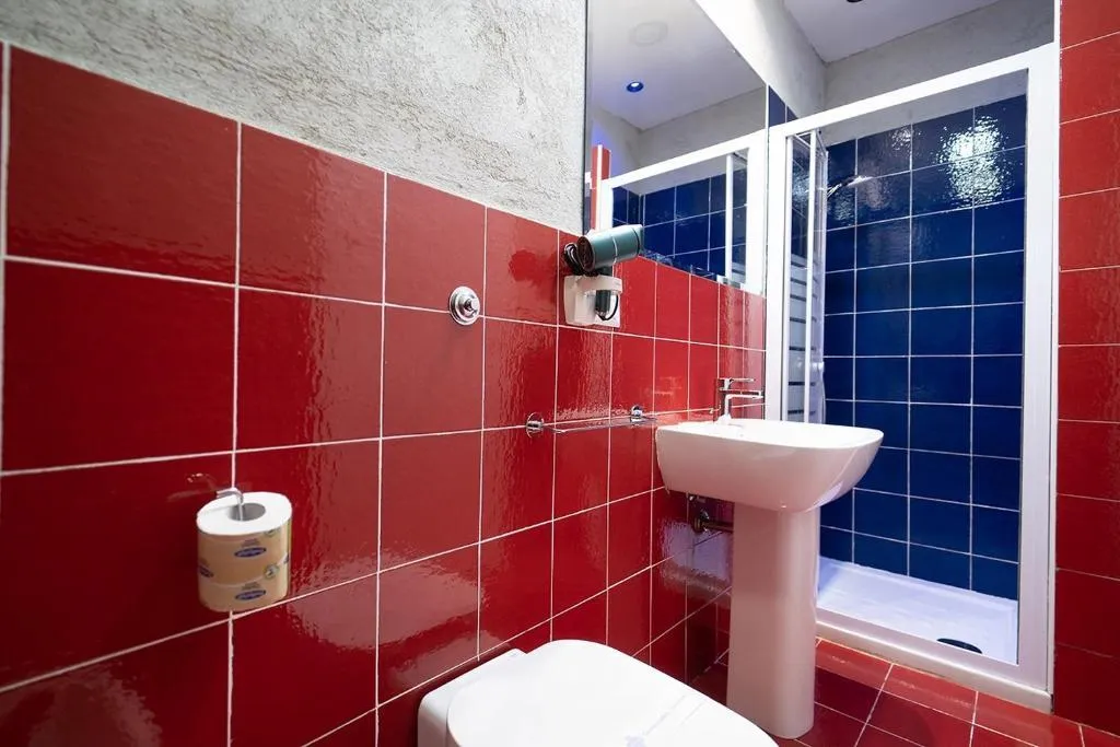 DOUBLE QUEEN SIZE BED Room, P.C. Boutique H. Napoli Centro, Naples