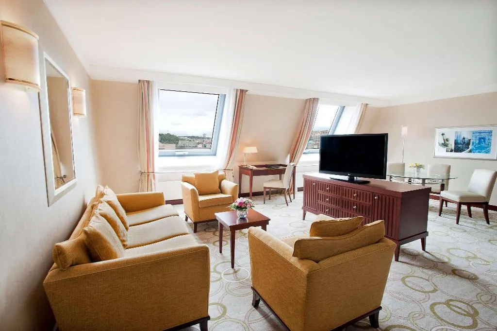 SUITE KING SIZE BED Room, Hilton Prague Old Town, Prague