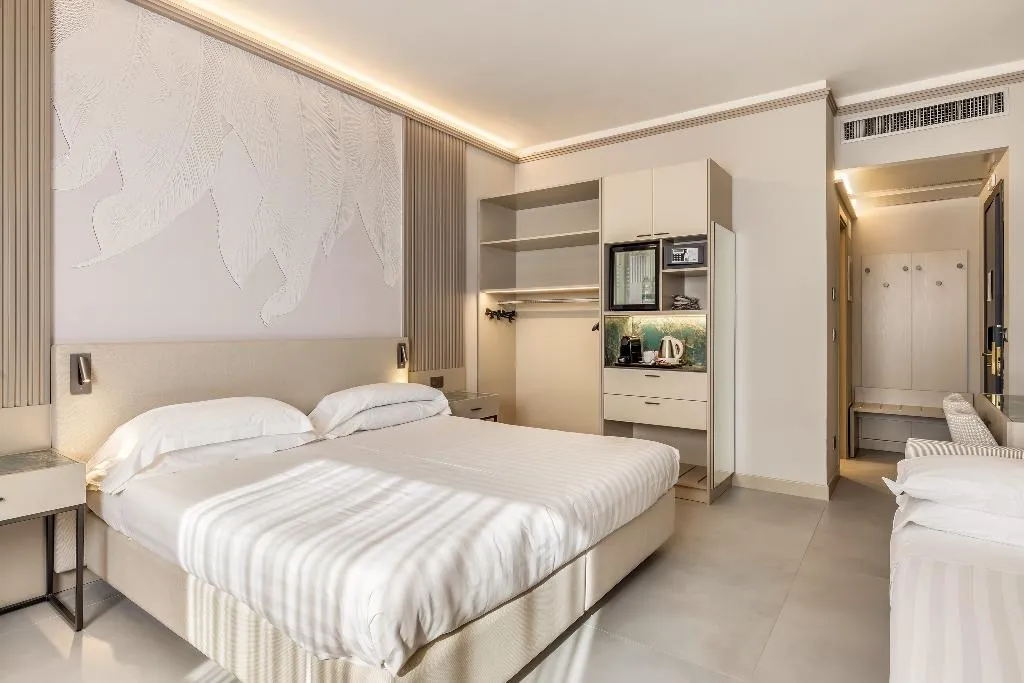 QUADRUPLE CAPACITY 4 Room, Abacus Hotel, Milan