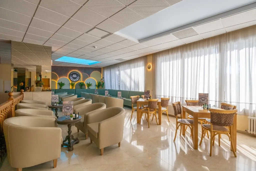 Bar, Hotel Parasol by Dorobe, Costa Del Sol