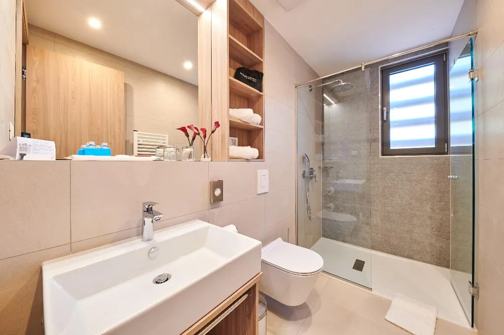 DOUBLE CLASSIC WITH BALCONY Room, Garden Suites Park Plava Laguna, Istria