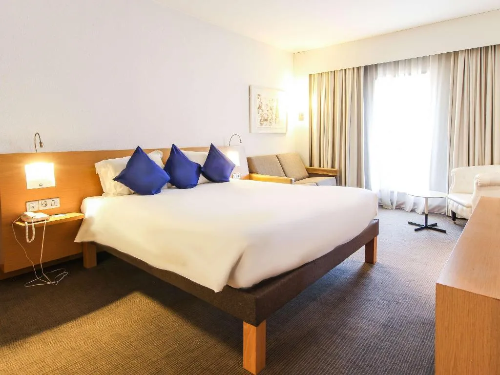 SUITE EXECUTIVE Room, Novotel Tunis, Tunisia