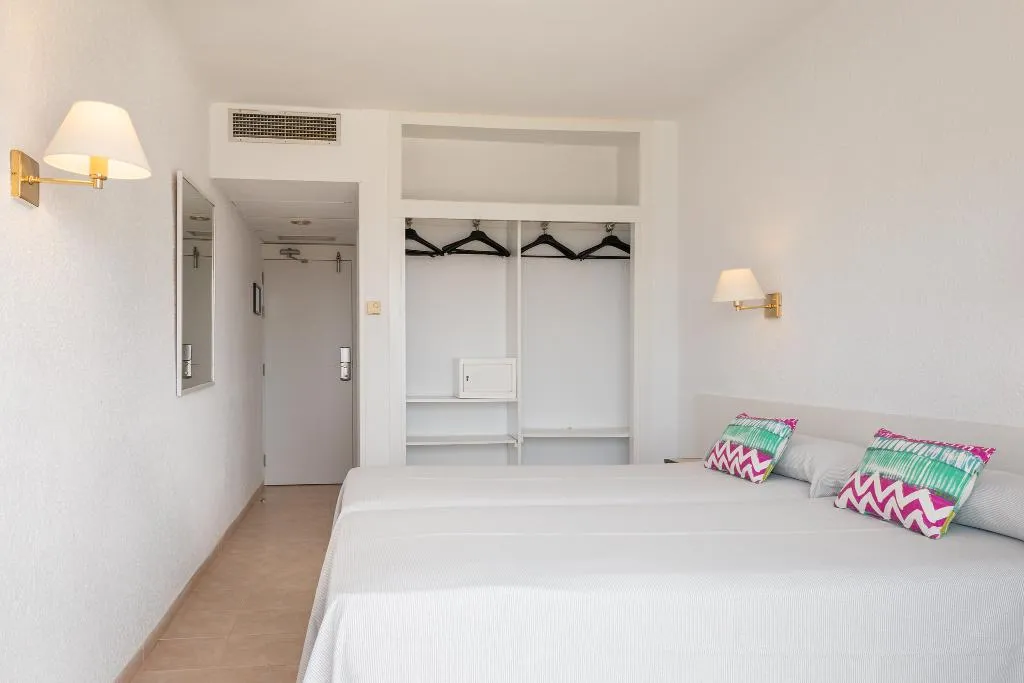 TRIPLE POOL VIEW Room, htop Olympic, Costa Brava