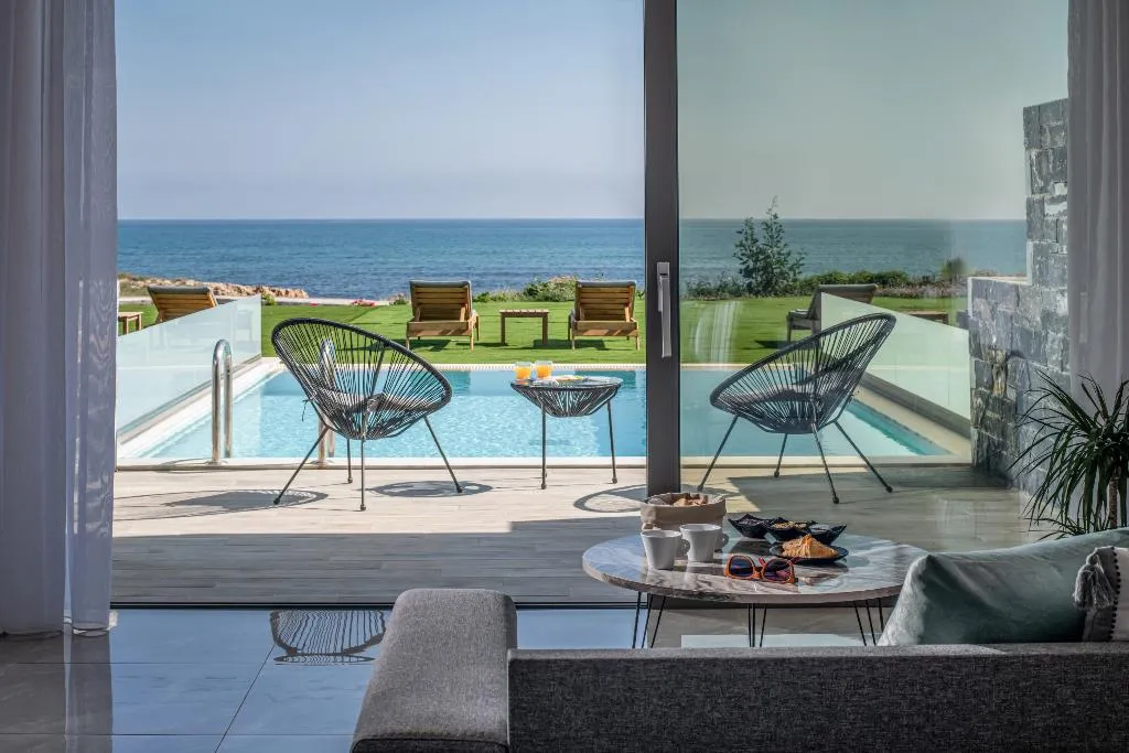 JUNIOR SUITE WITH PRIVATE POOL Room, Ebenus Suites "by Checkin", Crete
