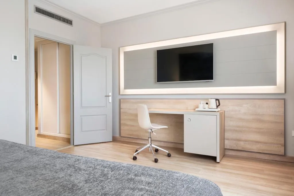 Room, Salles Hotel Ciutat del Prat Barcelona Airport, Barcelona