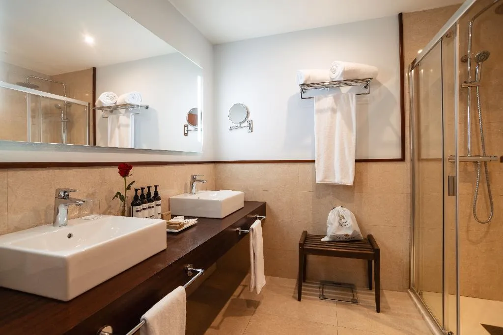 Double or Twin DELUXE SEA FRONT Room, Secrets Mallorca Villamil Resort & Spa Only Adults, Majorca