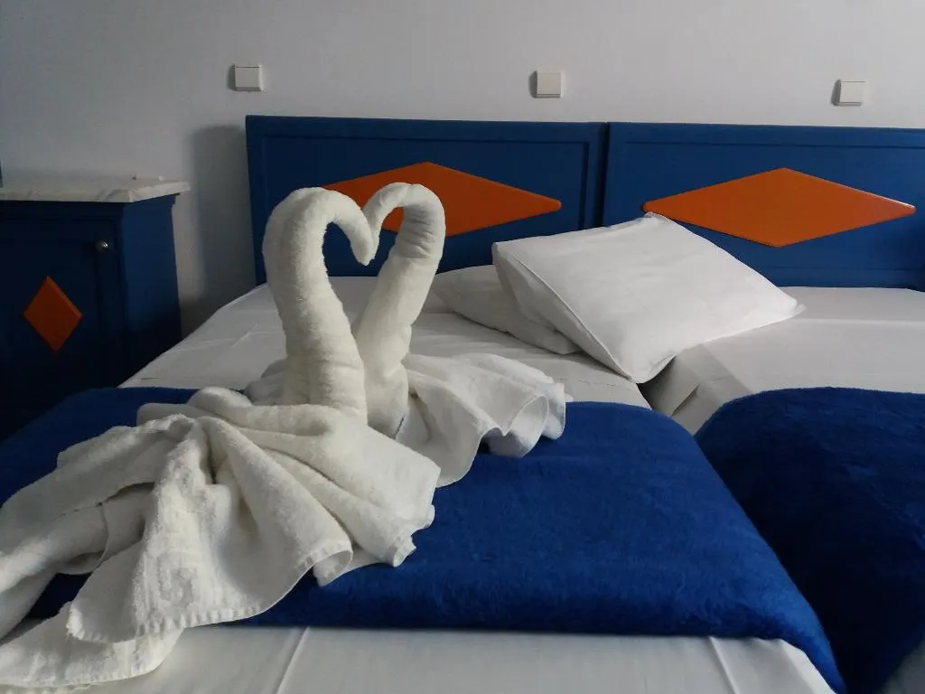 STUDIO CAPACITY 2 Room, Leonidas Studios & Apartments, Crete