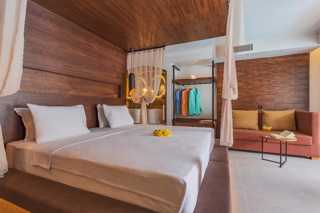SUITE WITH JACUZZI Room, Orka Sunlife Resort & Spa, Dalaman