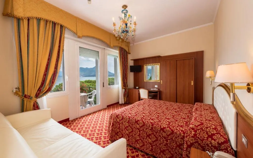 TRIPLE LAKE VIEW Room, Milan Speranza au Lac, Milan