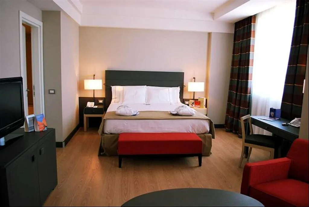 Room, Sheraton Parco de' Medici Rome Hotel, Rome