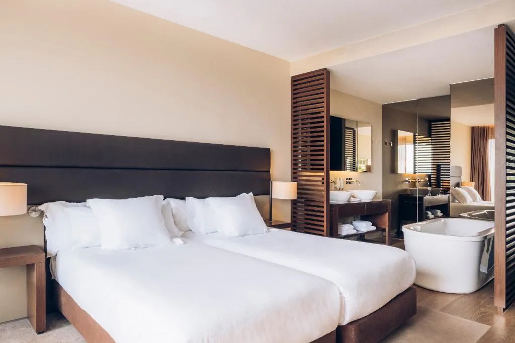 Double or Twin STANDARD Room, Iberostar Selection Lagos Algarve, Algarve