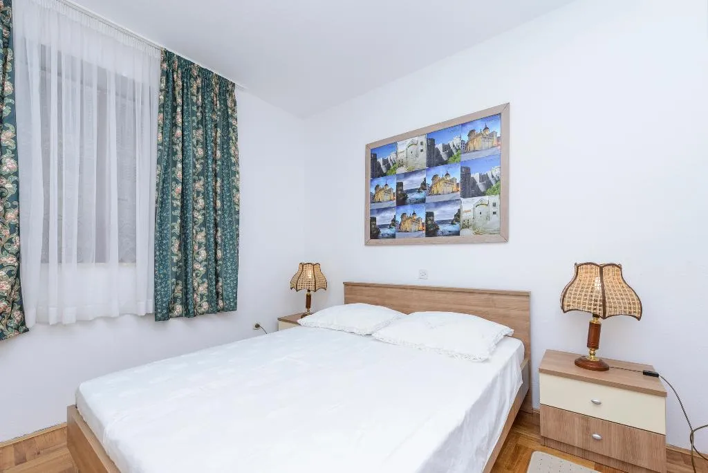 APARTMENT SEA VIEW WITH TERRACE Room, Apartments Matusko, Dubrovnik