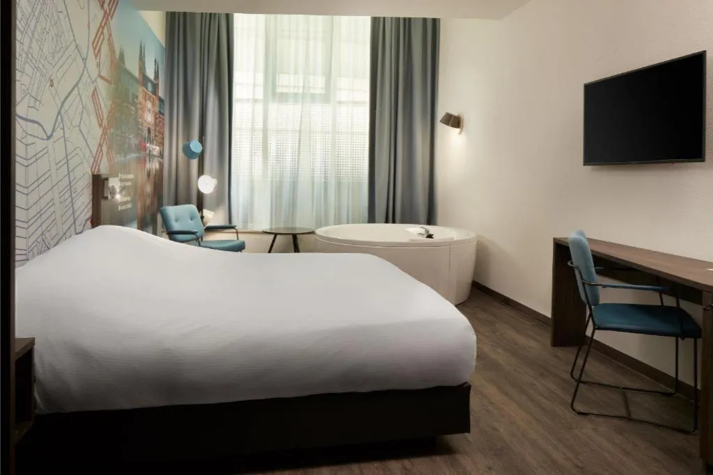 DOUBLE SUPERIOR Room, Inntel Hotels Amsterdam Centre, Amsterdam