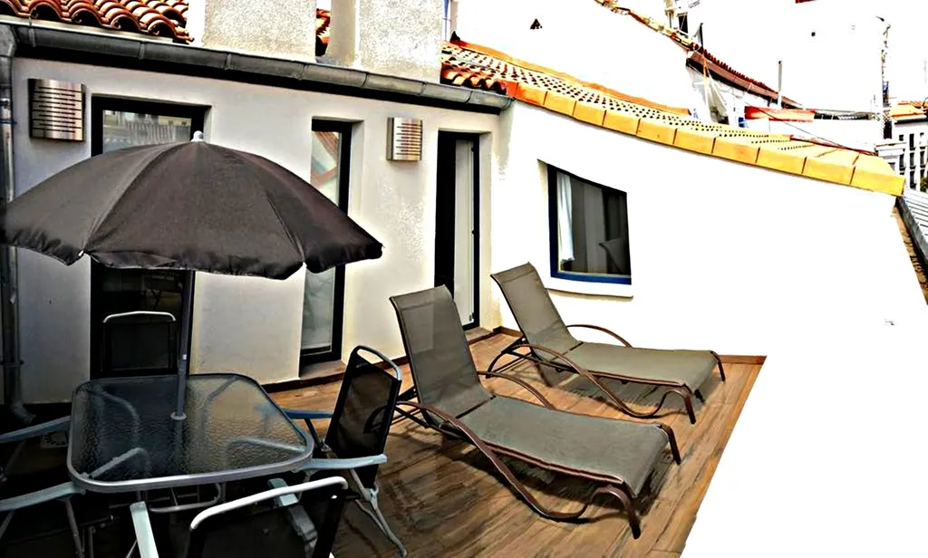 APARTMENT CAPACITY 6 TWO BEDROOMS Room, Roisa Suites, Madrid