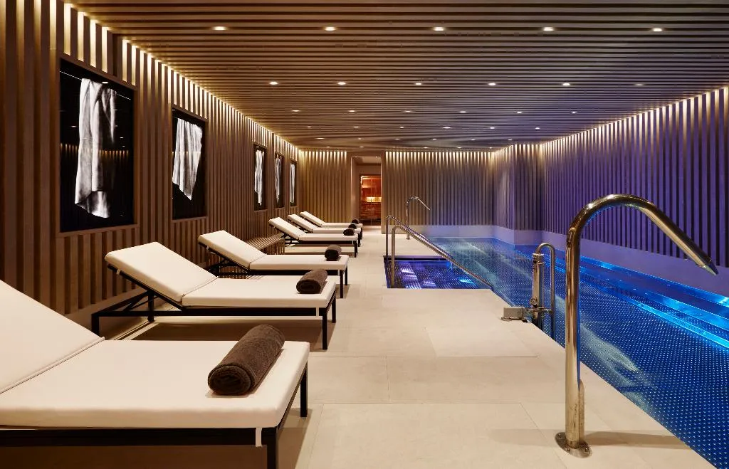 Sports and Entertainment, Seventy Barcelona, Barcelona