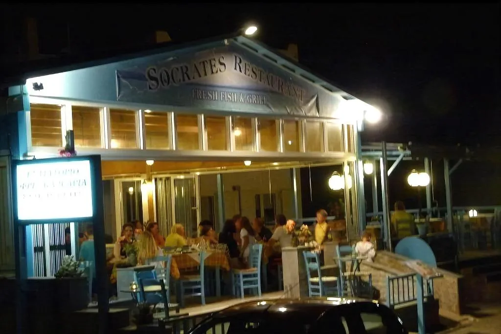Restaurant, Socrates Apartments & Restaurant, Crete