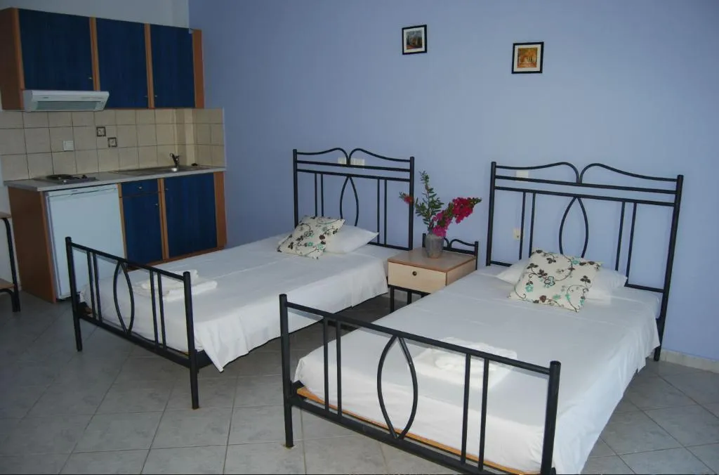 STUDIO STANDARD Room, Vyzantio Apartments, Kefallinia