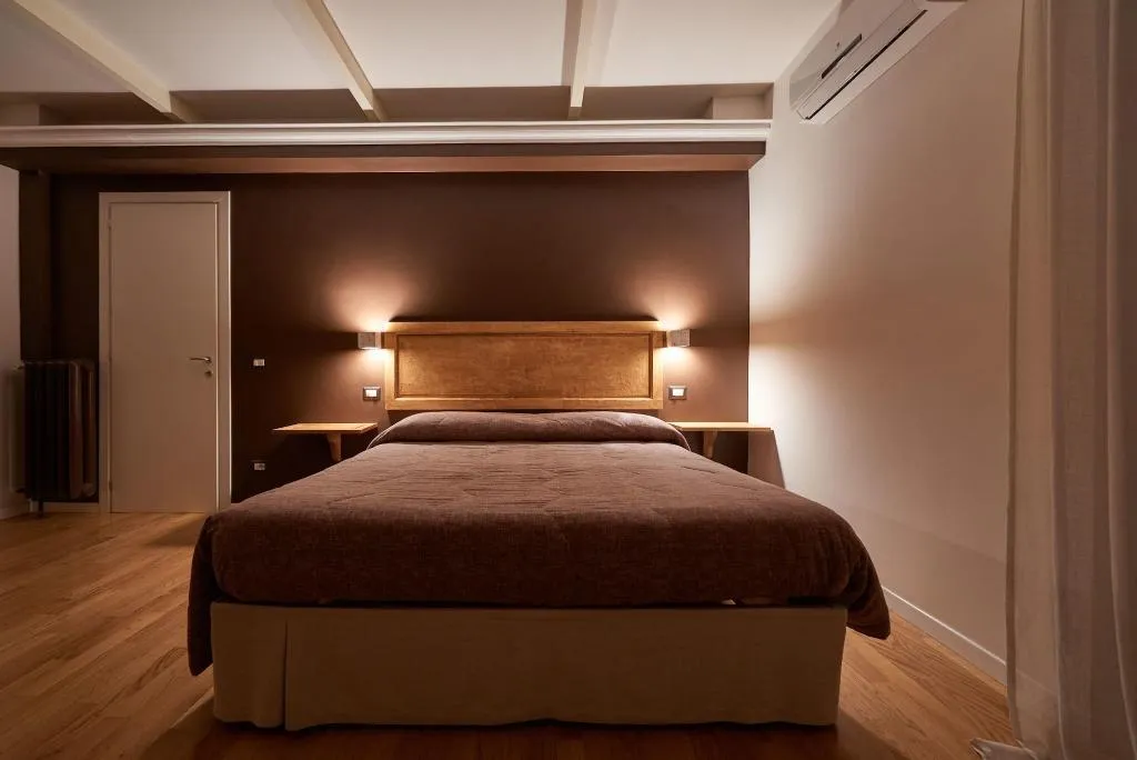 Room, B&B Le Stanze Del Duomo, Florence