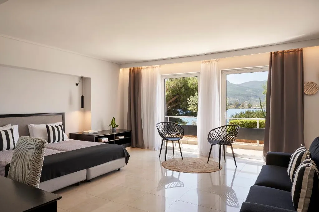 SUITE SEA VIEW Room, Xenia Poros Image, Athens