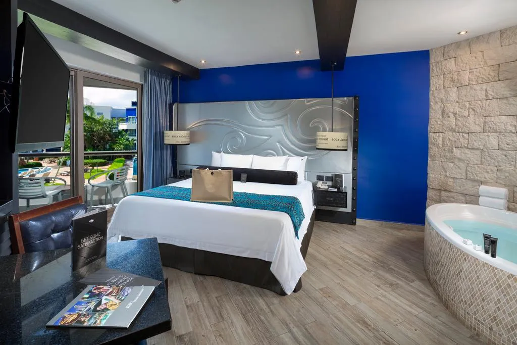 DOUBLE KING SIZE BED Room, Hard Rock Hotel Riviera Maya All Inclusive, Cancun Area