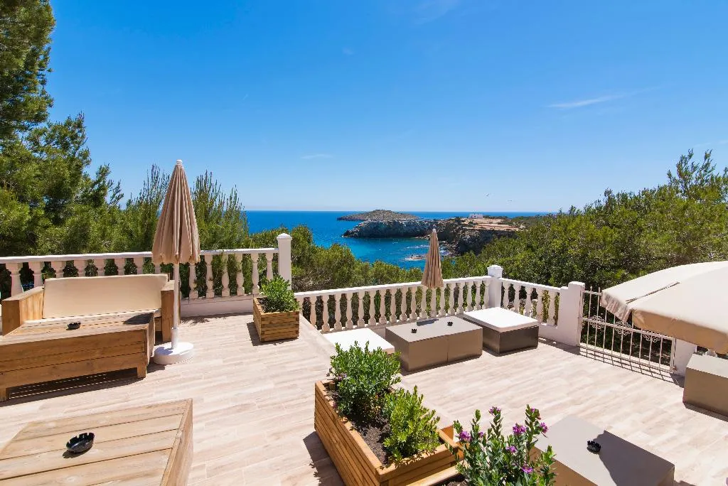General view, FERGUS Style Punta Arabi, Ibiza