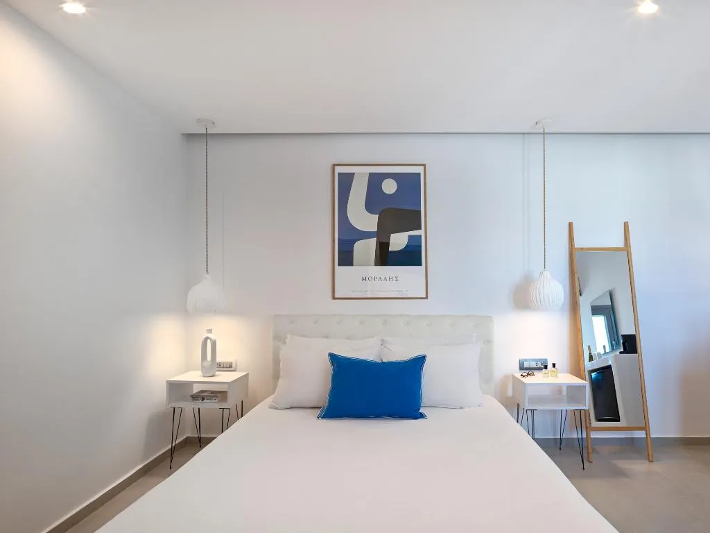 SUITE Accessible Room, Tatakis Design Hotel, Fira, Santorini