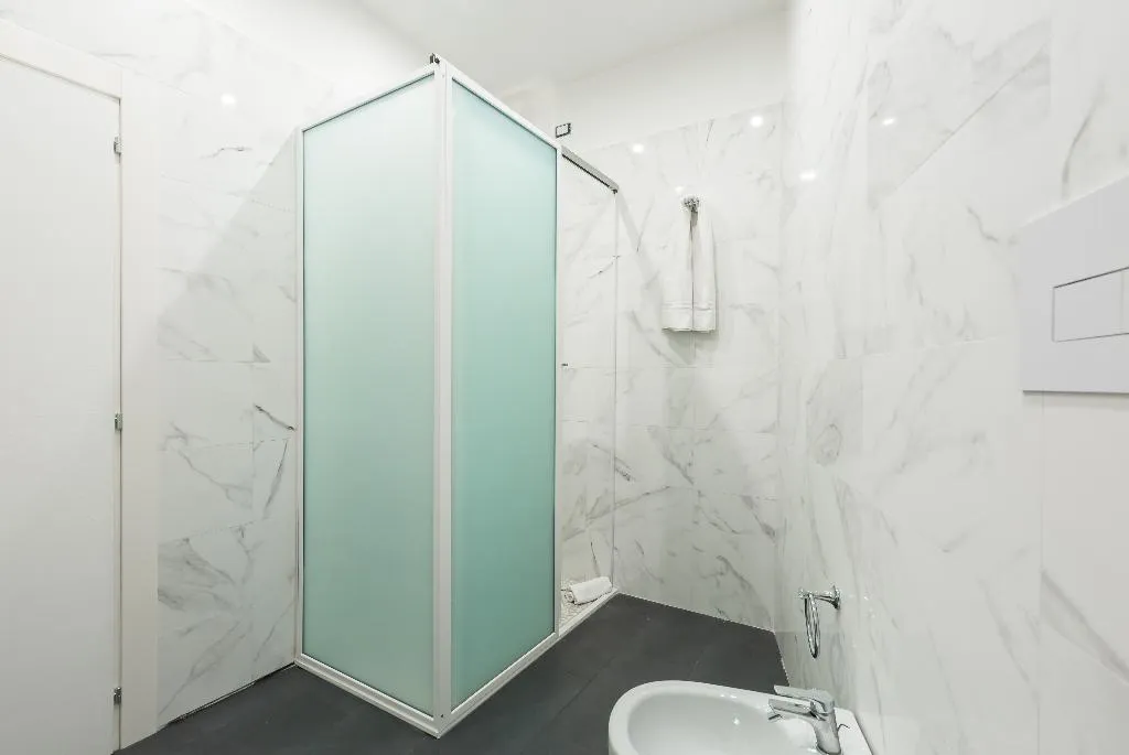 QUADRUPLE STANDARD Room, Hotel Palace Napoli, Naples