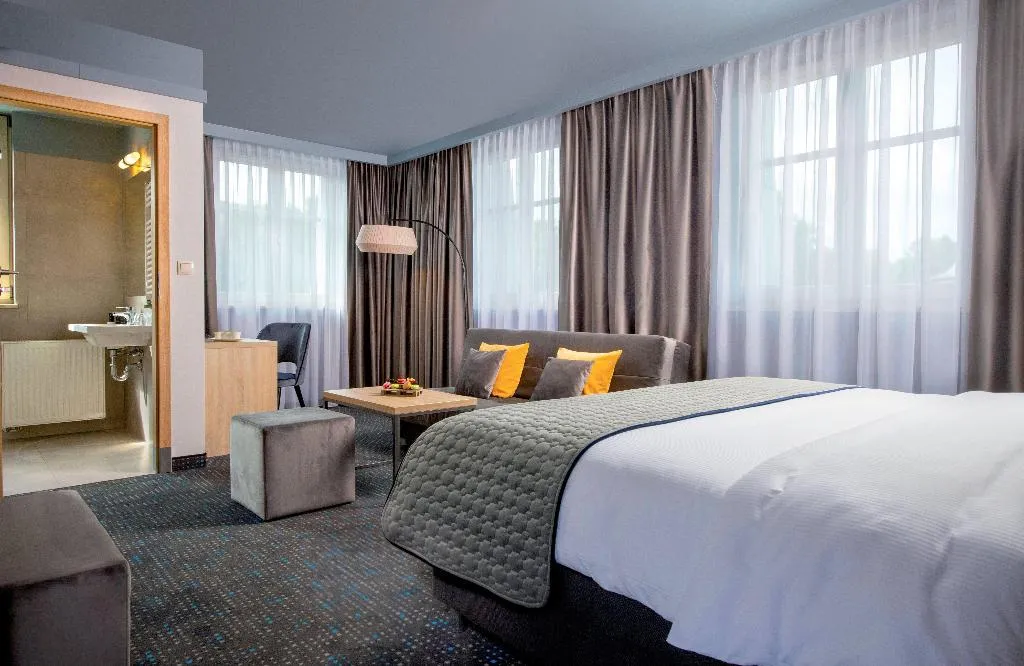 DOUBLE DELUXE Room, Leonardo Boutique Hotel Krakow Old Town, Krakow