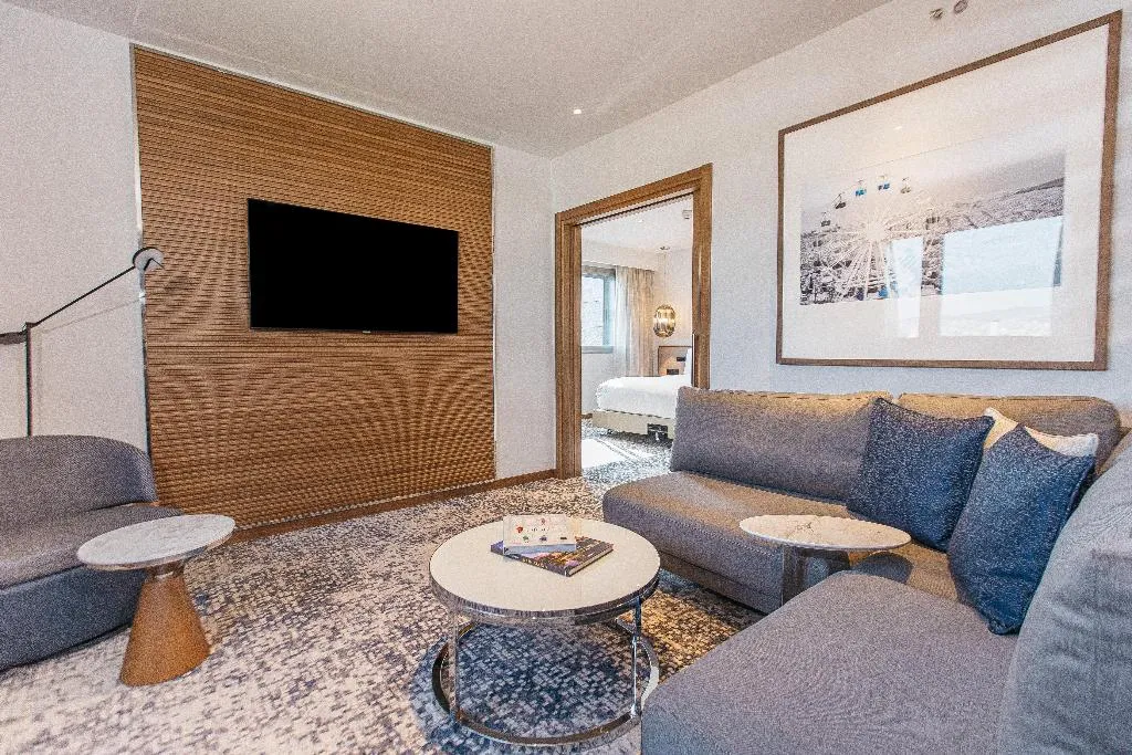SUITE CLUB Room, InterContinental Barcelona, Barcelona