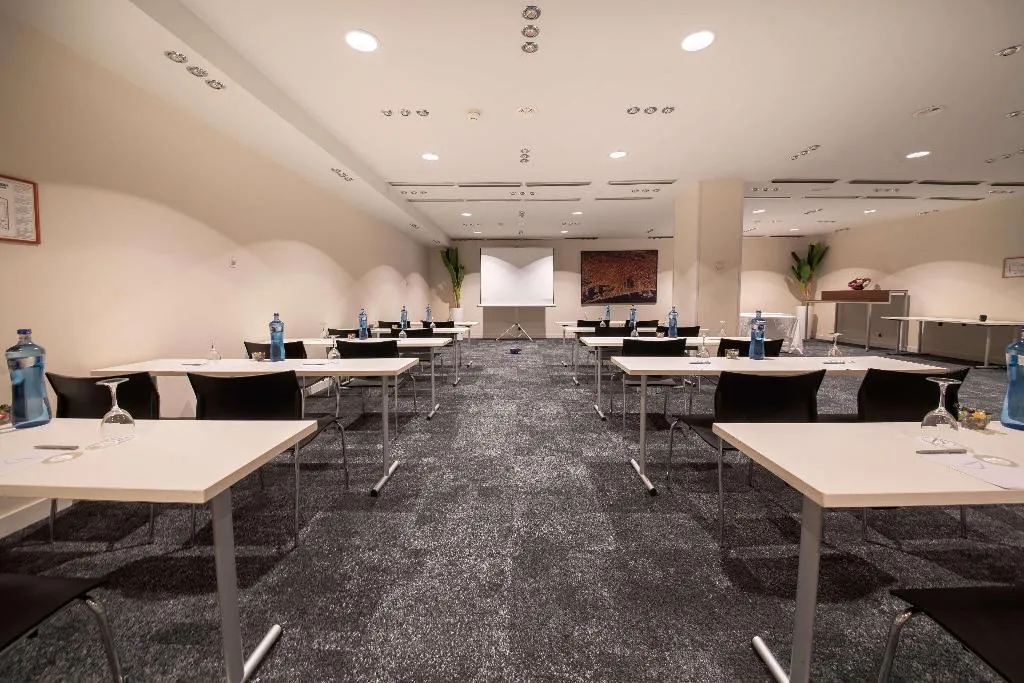 Conferences, Abba Sants, Barcelona
