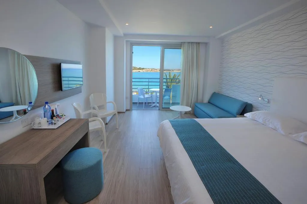 FAMILY ROOM SEA VIEW Room, Okeanos Beach Boutique Hotel, Cyprus
