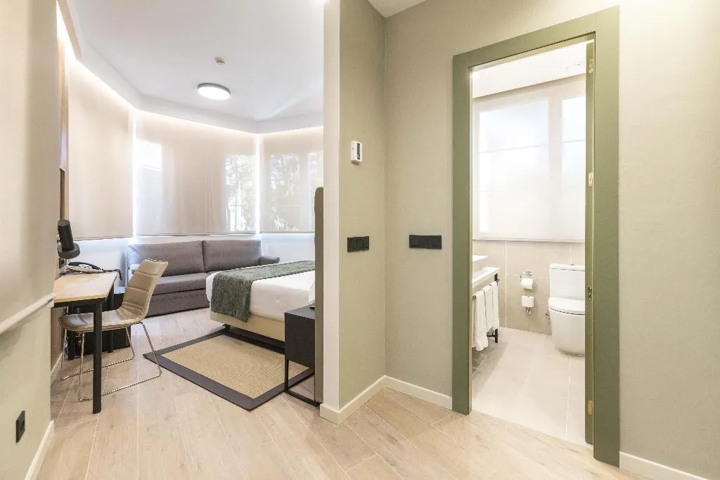 Room, VP Jardin de Tres Cantos, Madrid