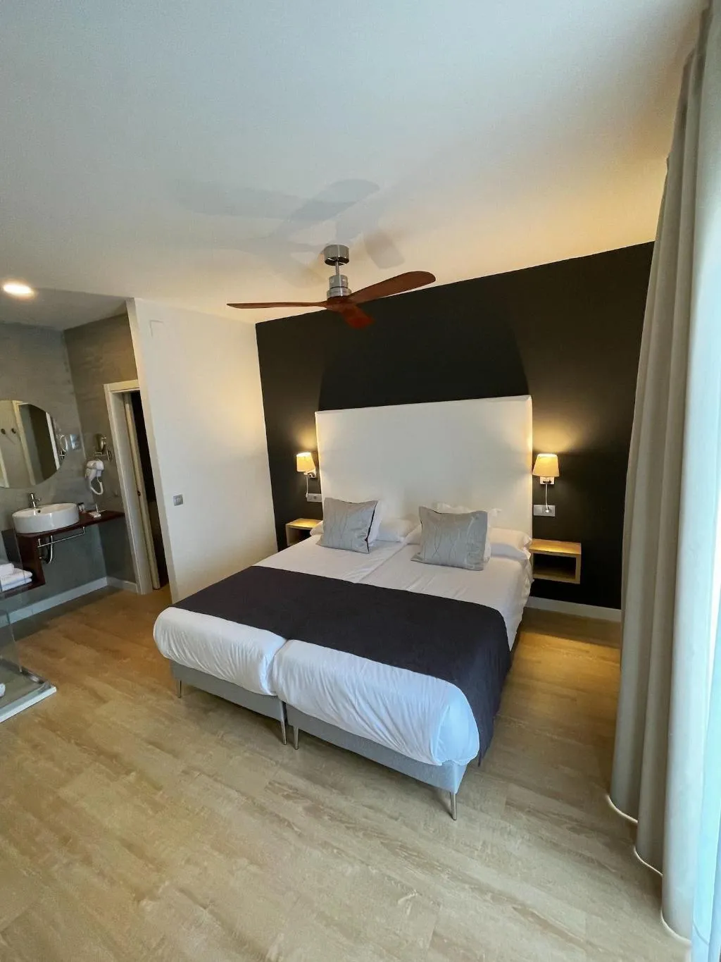 Room, Añoreta Suites, Costa Del Sol