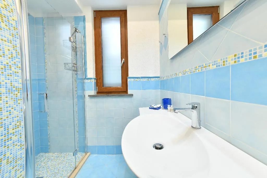 DOUBLE ONE BED Room, Relais Bijoux, Naples