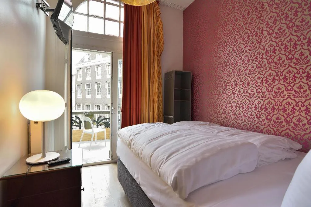 Room, Hotel La Belle Vue, Amsterdam
